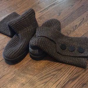 UGGS sweater boots